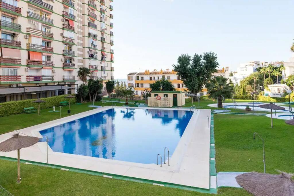 Estudio Turistico En Benalmadena A 200 Mts Del Mar Exterior foto