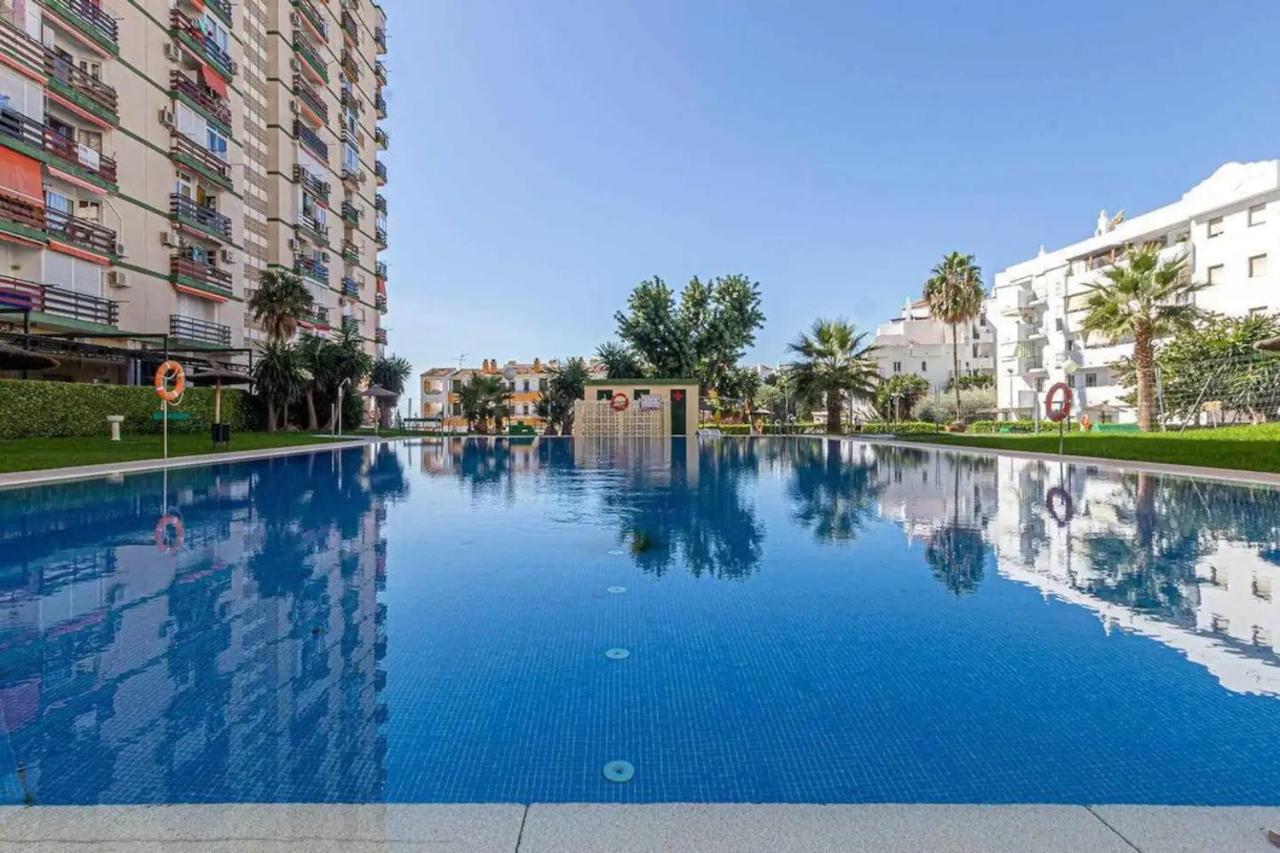 Estudio Turistico En Benalmadena A 200 Mts Del Mar Exterior foto